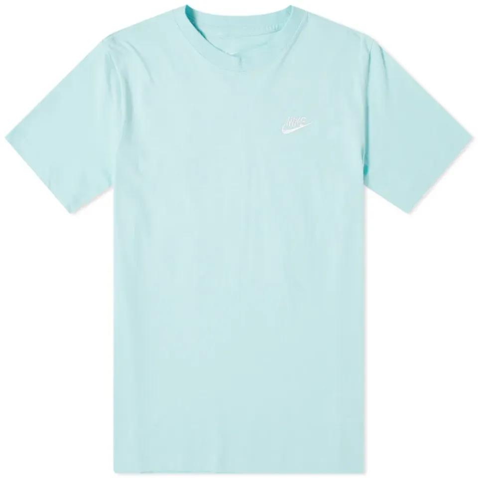 Nike Club T-Shirt