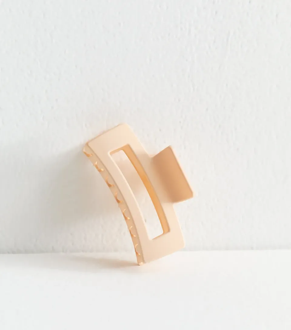 Cream Matte Rectangle Bulldog Hair Claw Clip