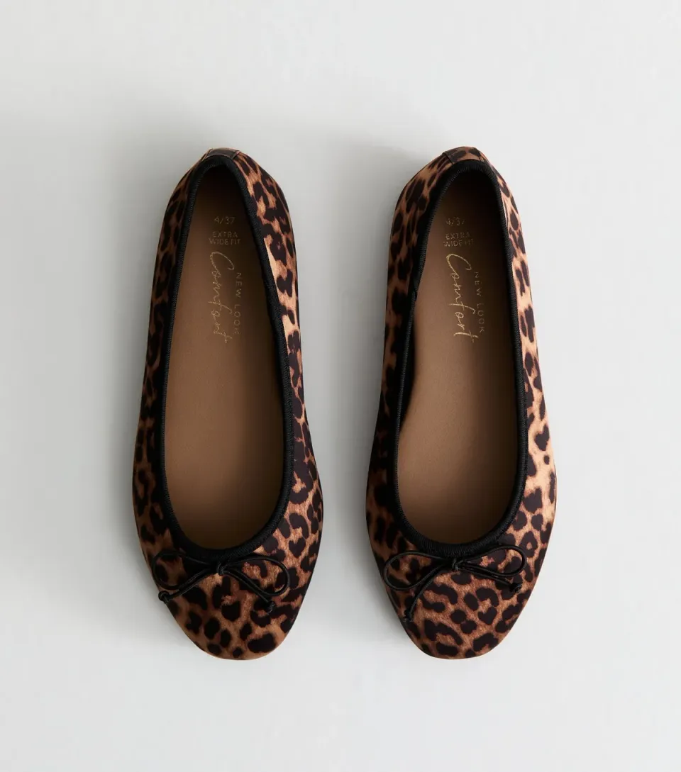 Women's Extra Wide Fit Brown Leopard Print Ballet Flats