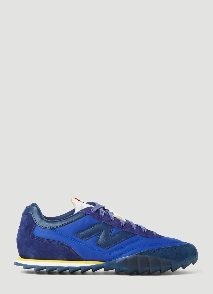 x New Balance URC30 Sneakers