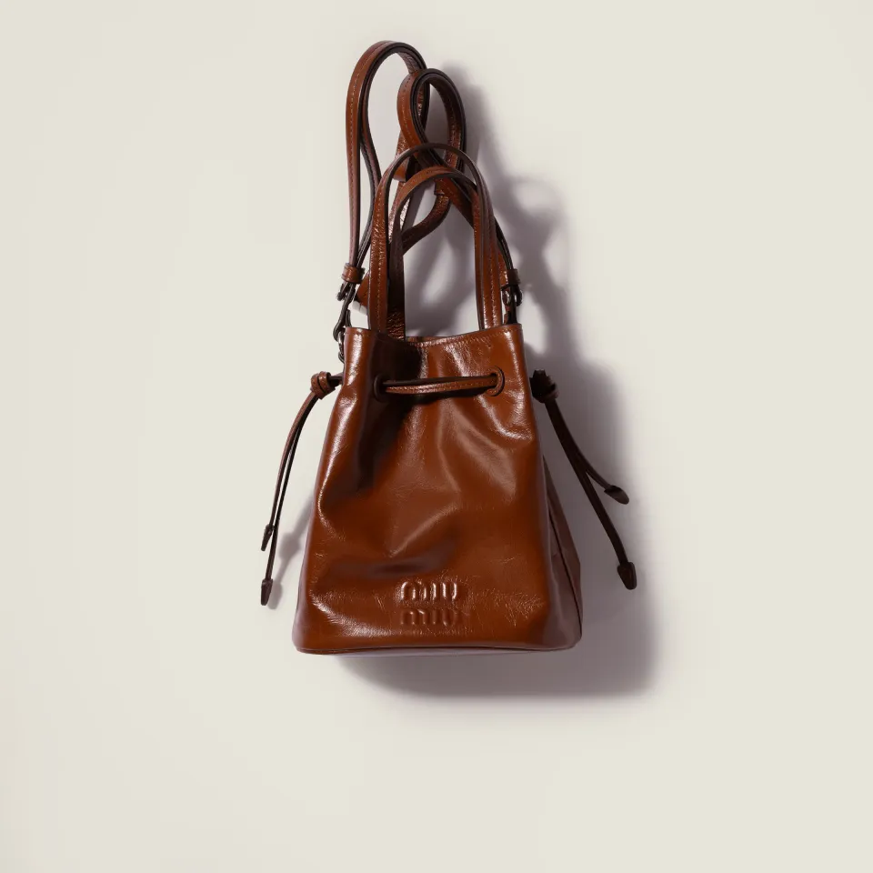 Shiny leather pouch
