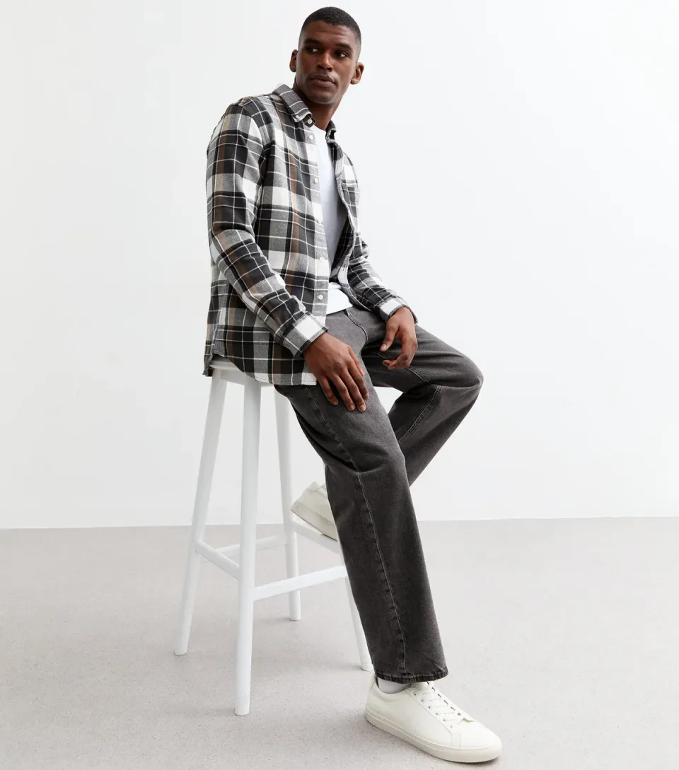 Men's Black Relaxed Jeans