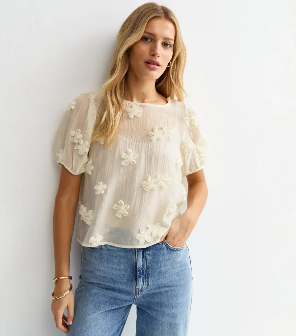 Women's Black Floral Appliqué Cropped Sleeve Smock Top