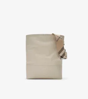 Medium B Clip Bucket Bag​ in Soap beige