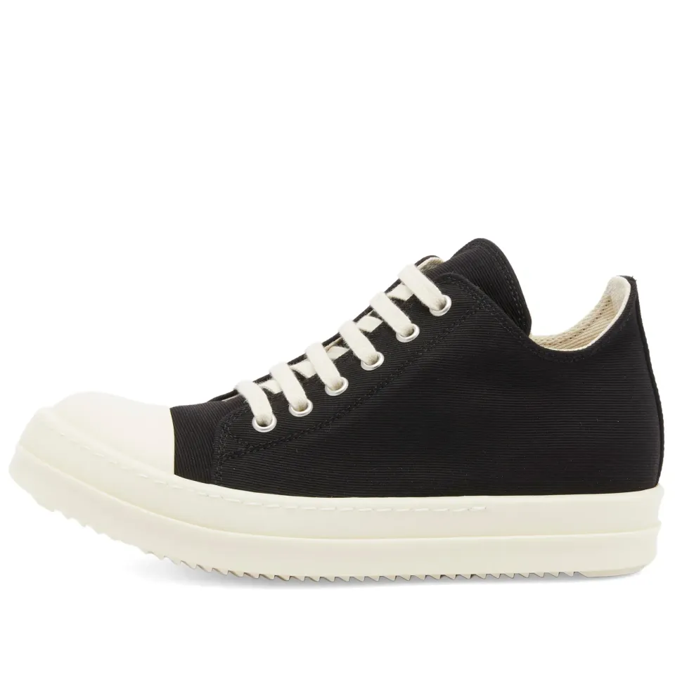 Low Sneakers