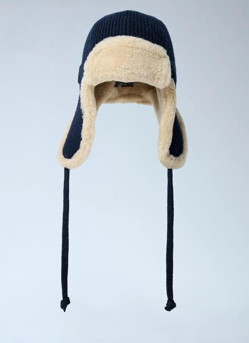 Logo Motif Trapper Hat