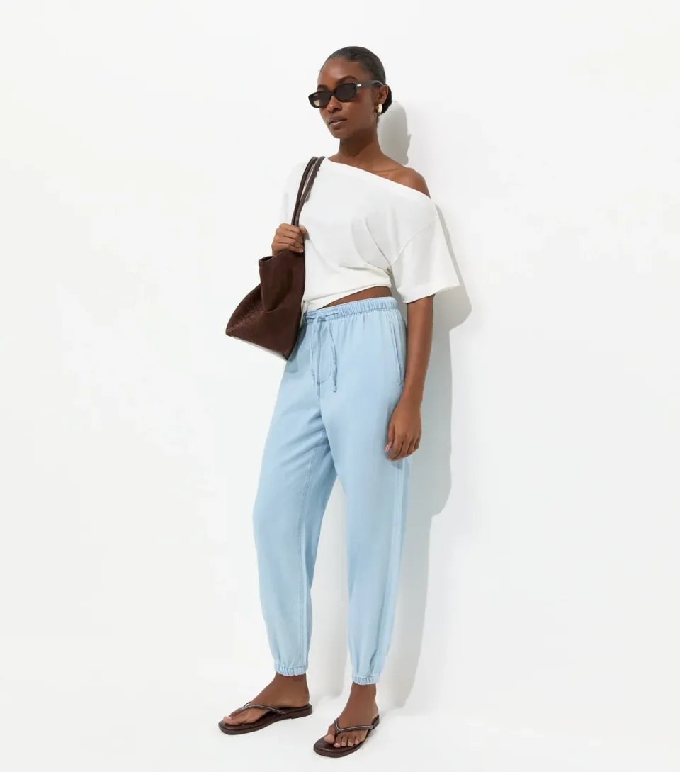 Women's Blue Chambray Tapered Drawstring Trousers