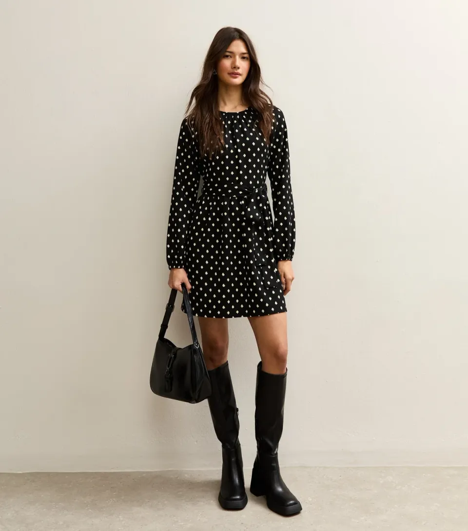 Women's Black Crinkled Jersey Belted Mini Dress