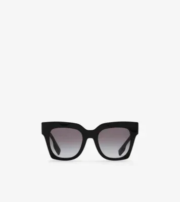 Check Square Sunglasses in Black/beige