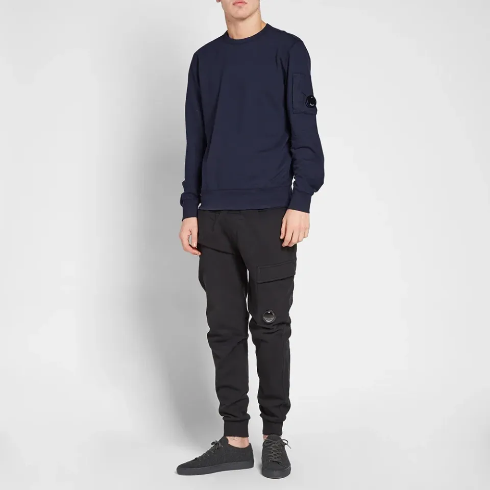 Arm Lens Crew Sweat