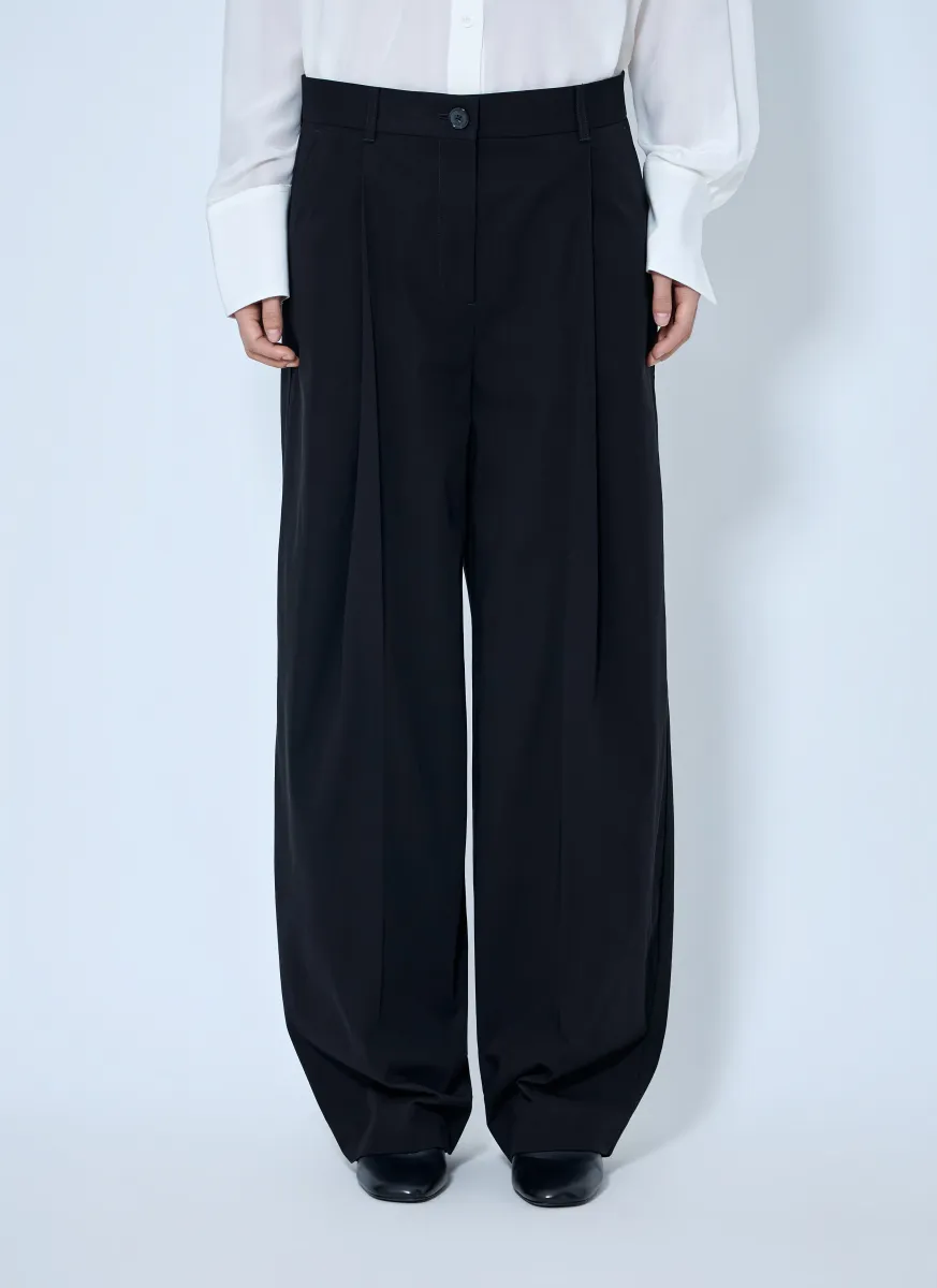 Single Pleat Cotton Trousers