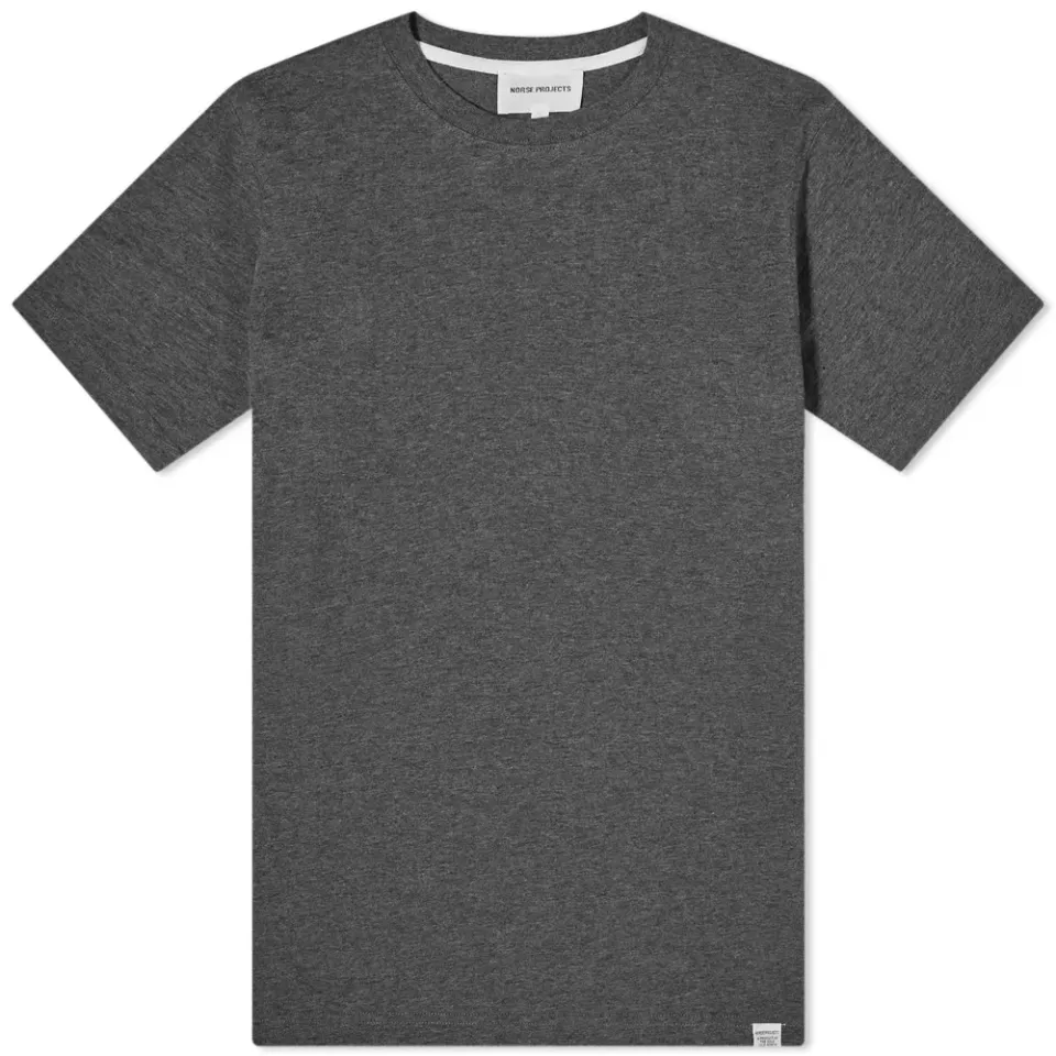 Niels Standard Tee
