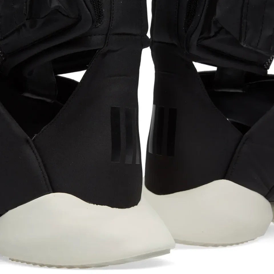 Cargo Sandal