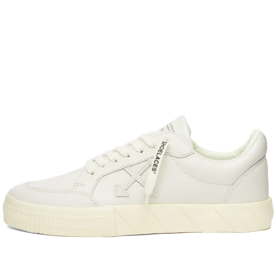 Low Vulcanized Calf Leather Sneakers