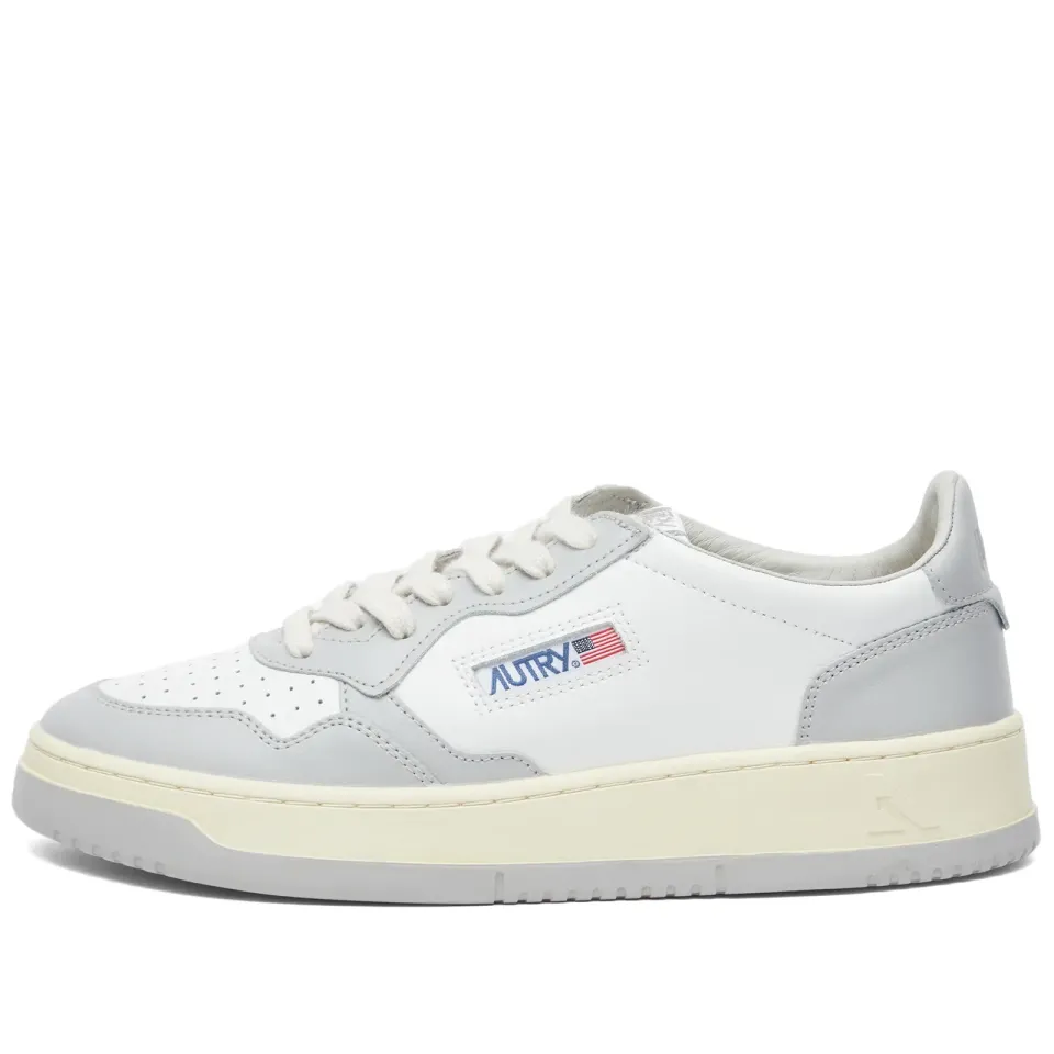 Medalist Low Sneaker