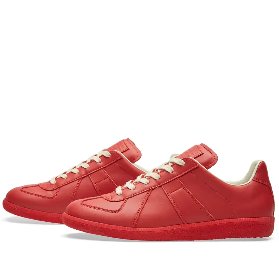 22 Replica Low Tonal Sneaker