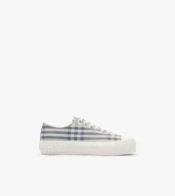 Check Sneakers in Seafoam green