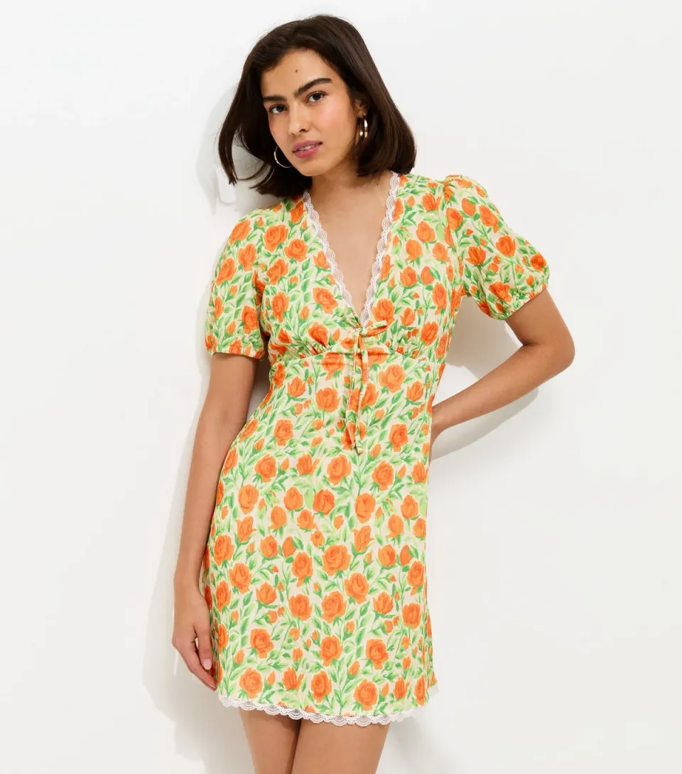 Women's Cream Floral Print Lace Trim Mini Dress