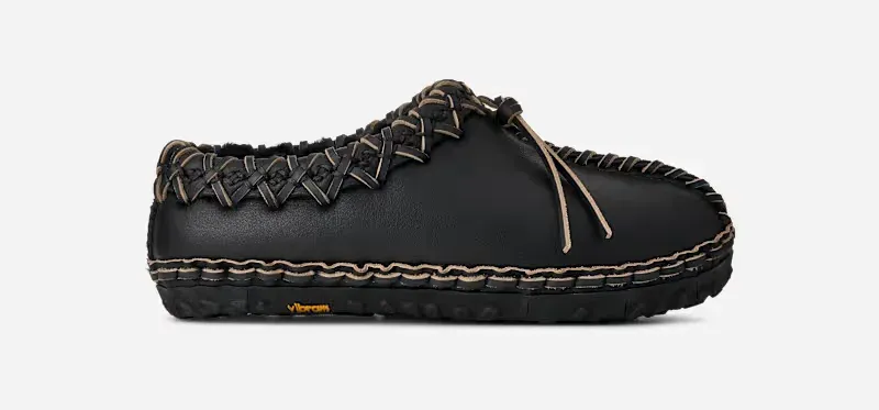 Tasman Albite, Leather