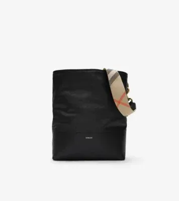 Medium B Clip Bucket Bag​ in Black
