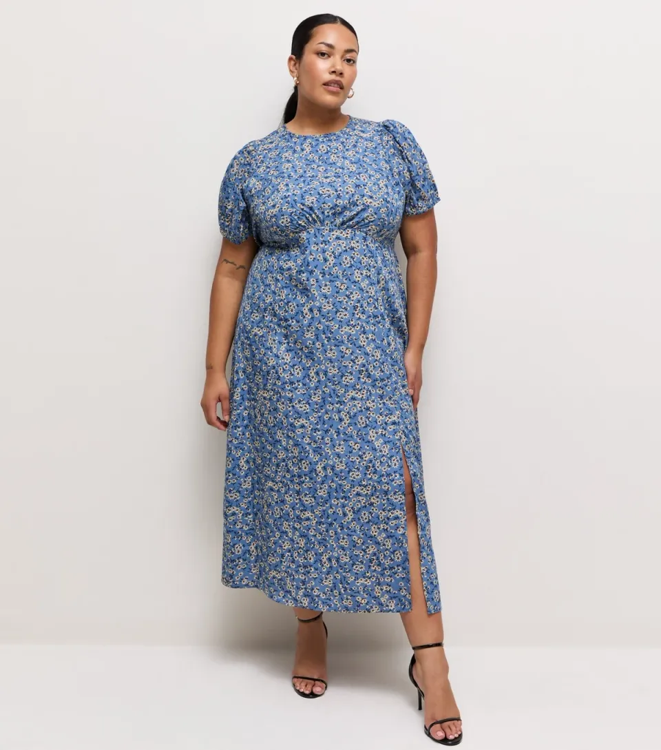 Women's Plus Size Blue Ditsy Print Crew Neck Midi Dress Curves