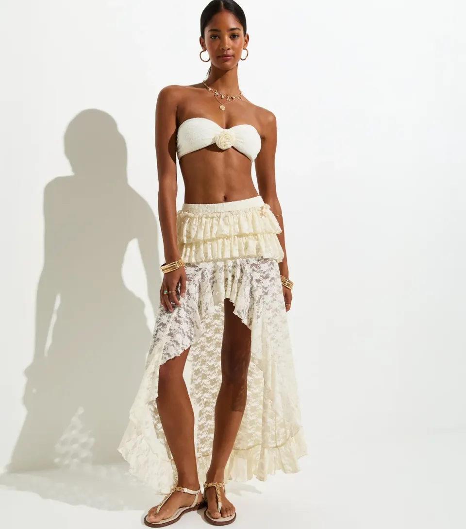 Women's Cream Ruffled Lace Dipped Hem Skirt
