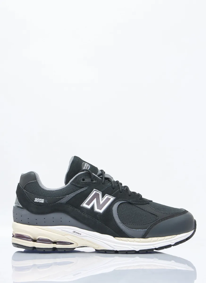 2002RX Sneakers