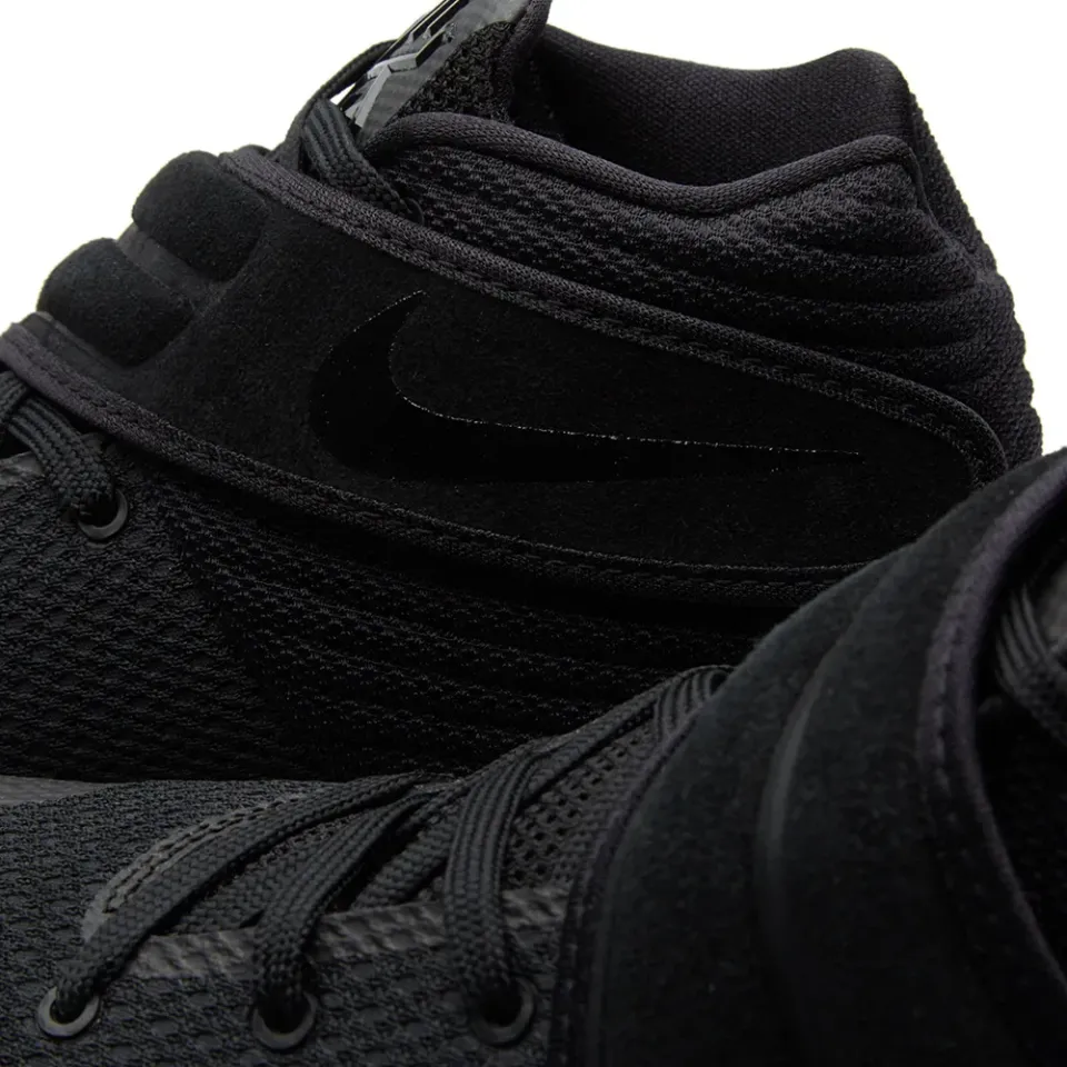 Kyrie 2