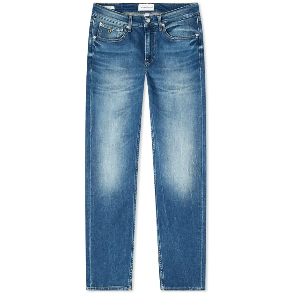 058 Slim Tapered Jeans