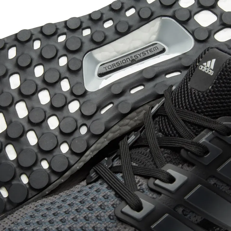 Ultra Boost ATR M
