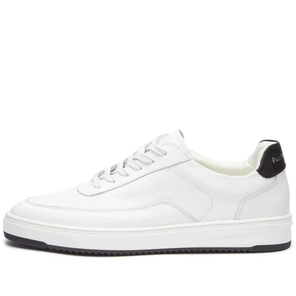 Mondo Lux Sneaker