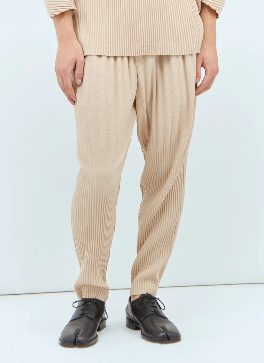 Tapered Pleated Pants