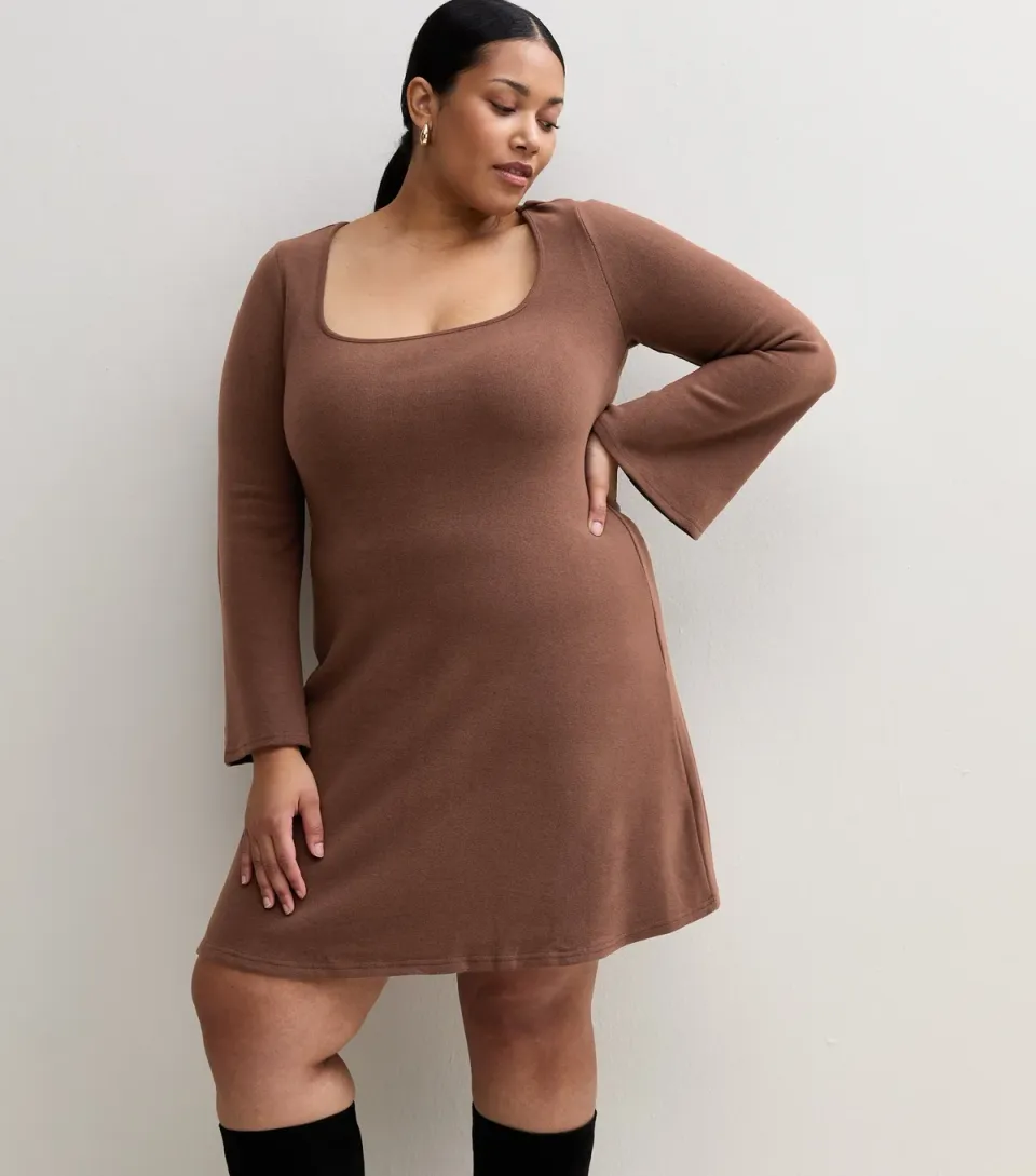 Women's Plus Size Dark Brown Flared Sleeve Square Neck Mini Dress Curves