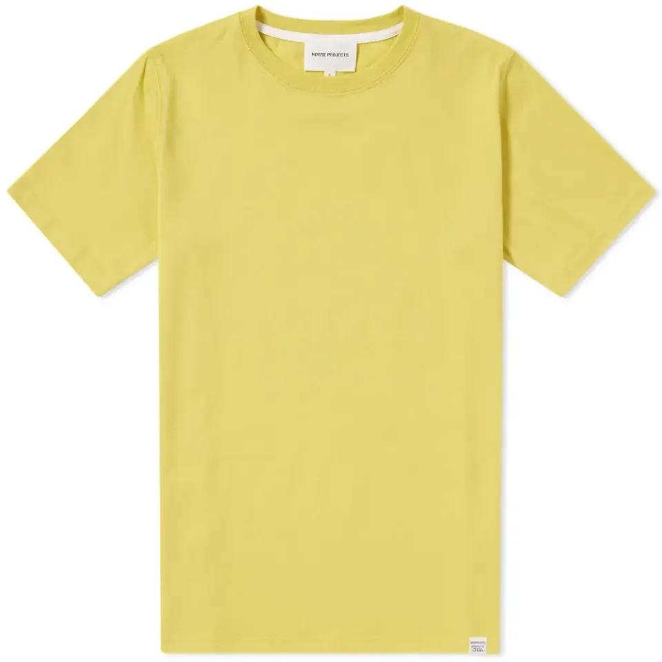 Niels Standard Tee
