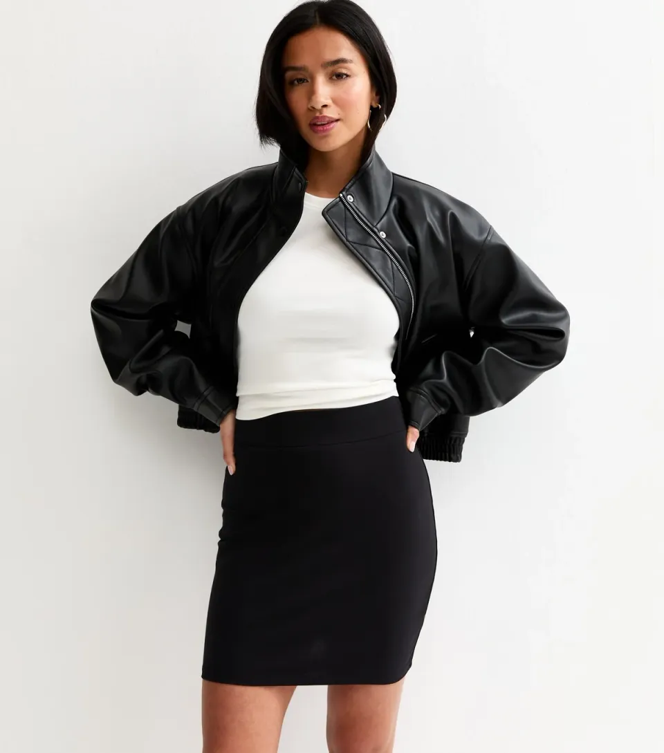 Women's Petite Black Stretchy Tube Mini Skirt