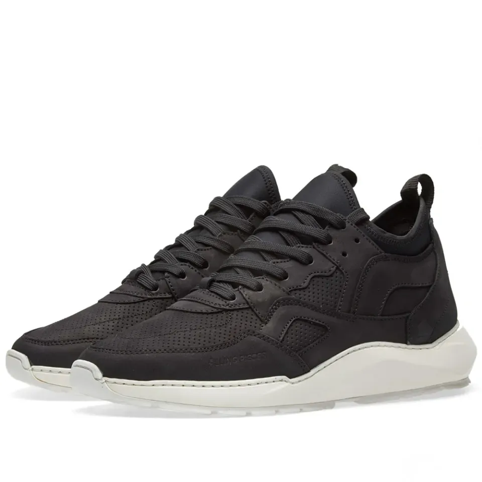 Low Arch Runner Sneaker