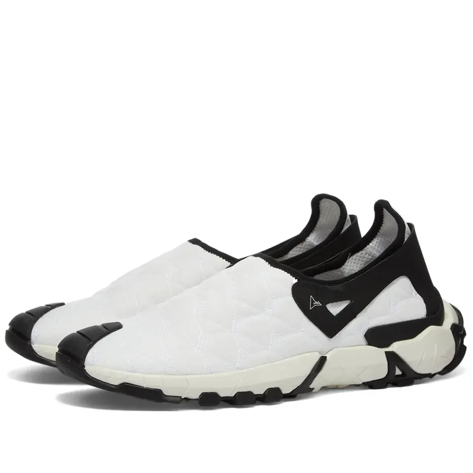 Lhamu Mock Slip On