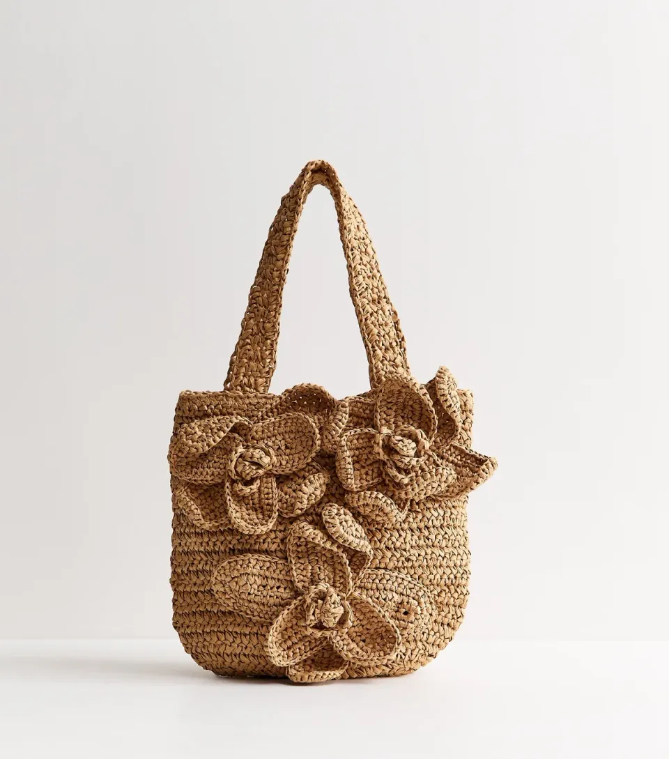 Stone Woven Flower Bucket Bag