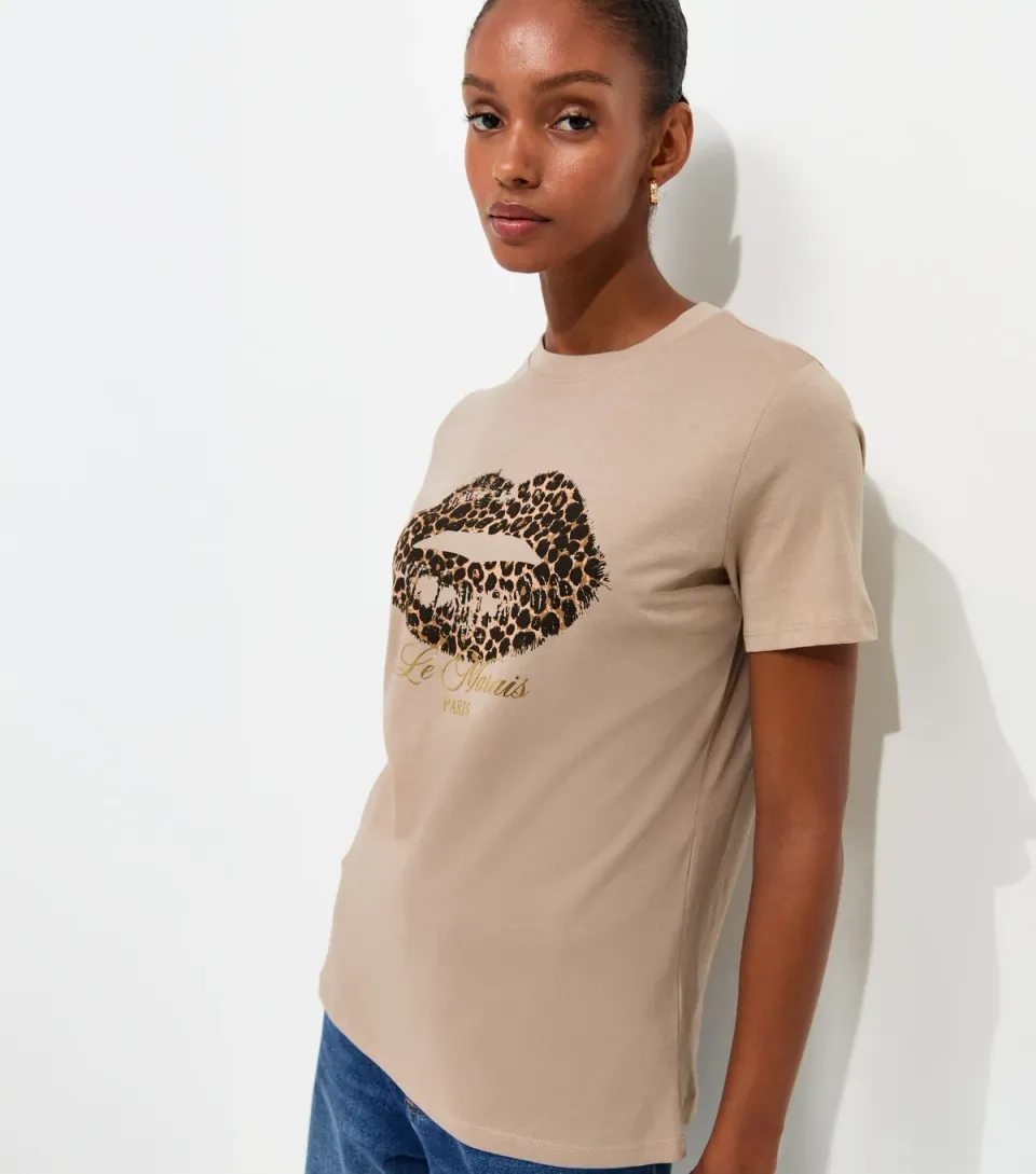 Women's Mink Cotton Foil Leopard Print Lips Relaxed T-Shirt