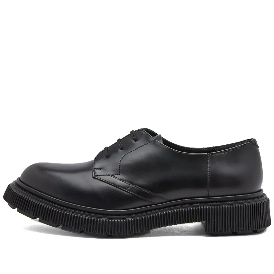 Type 132 Commando Sole Derby Shoe