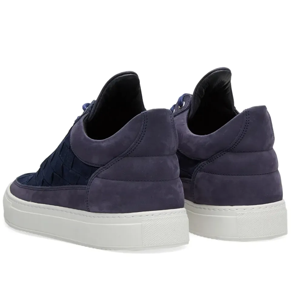 Low Top Sneaker