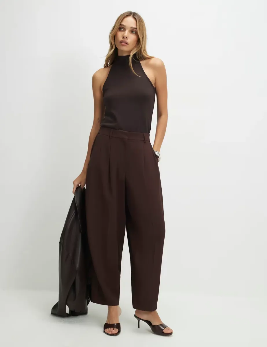 Pleated Barrel Leg Trousers