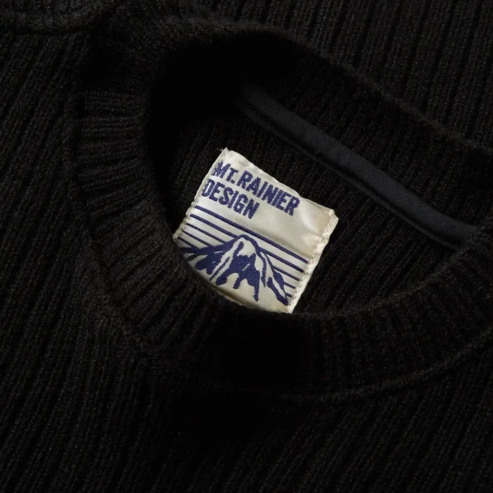 Design Pocket Crew Knit