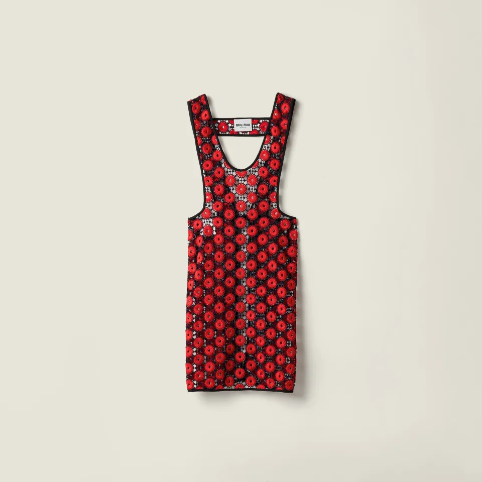 Macramé apron