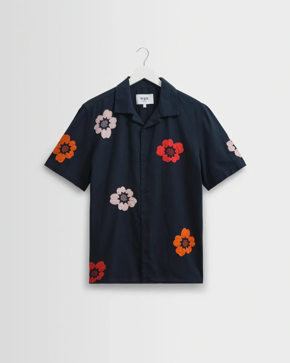 Didcot - Navy Floral Applique Short-Sleeve Shirt