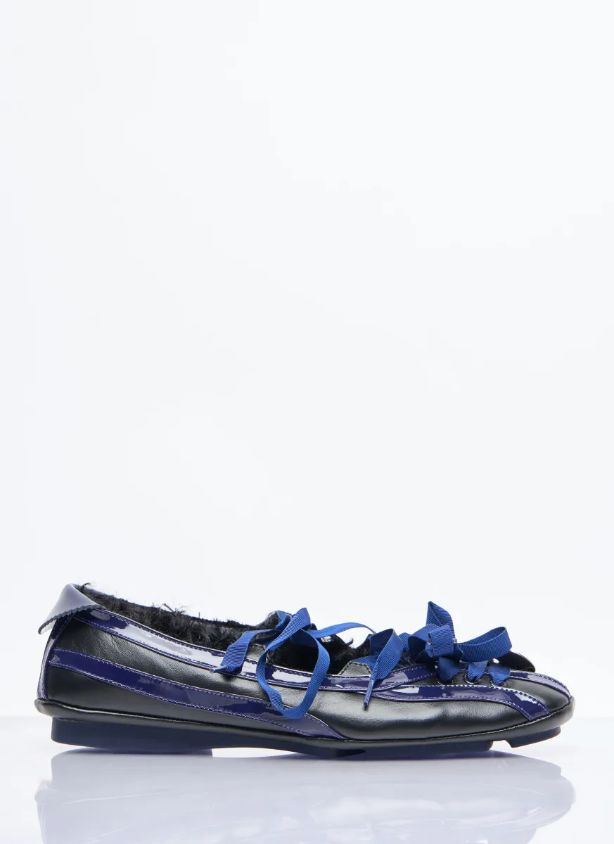 Lella Hybrid Flat