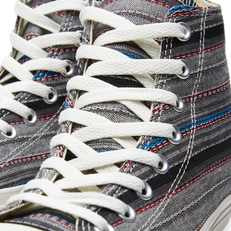 Chuck Taylor Hi