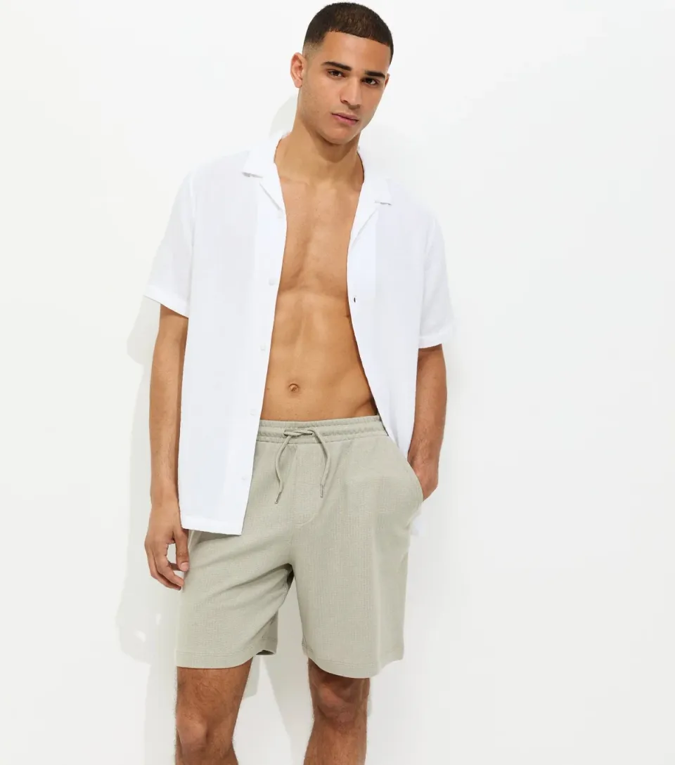 Men's Khaki Regular Textured Pull On Shorts