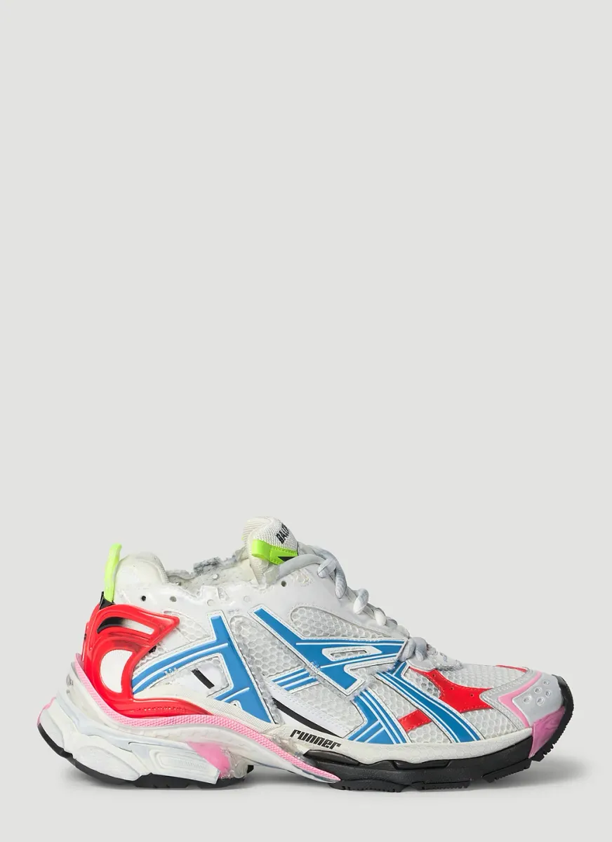 Runner Sneakers