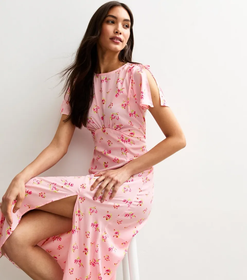 Women's Pink Floral Print Flutter Sleeve Midi Dress